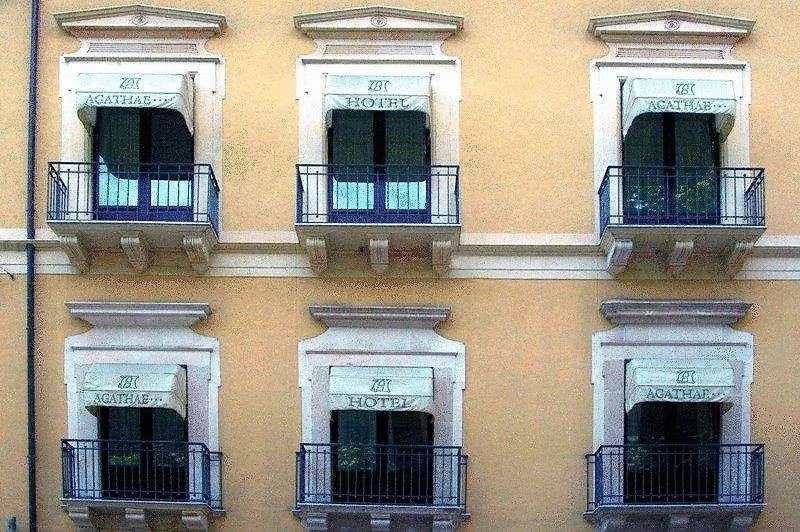 Hotel Agathae كاتانيا